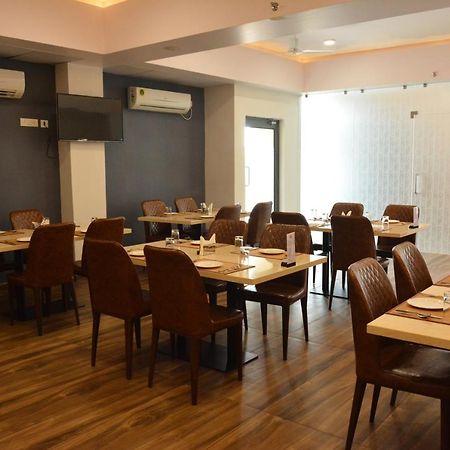 Treehouse Morina Hotel Vithalpur Exterior photo