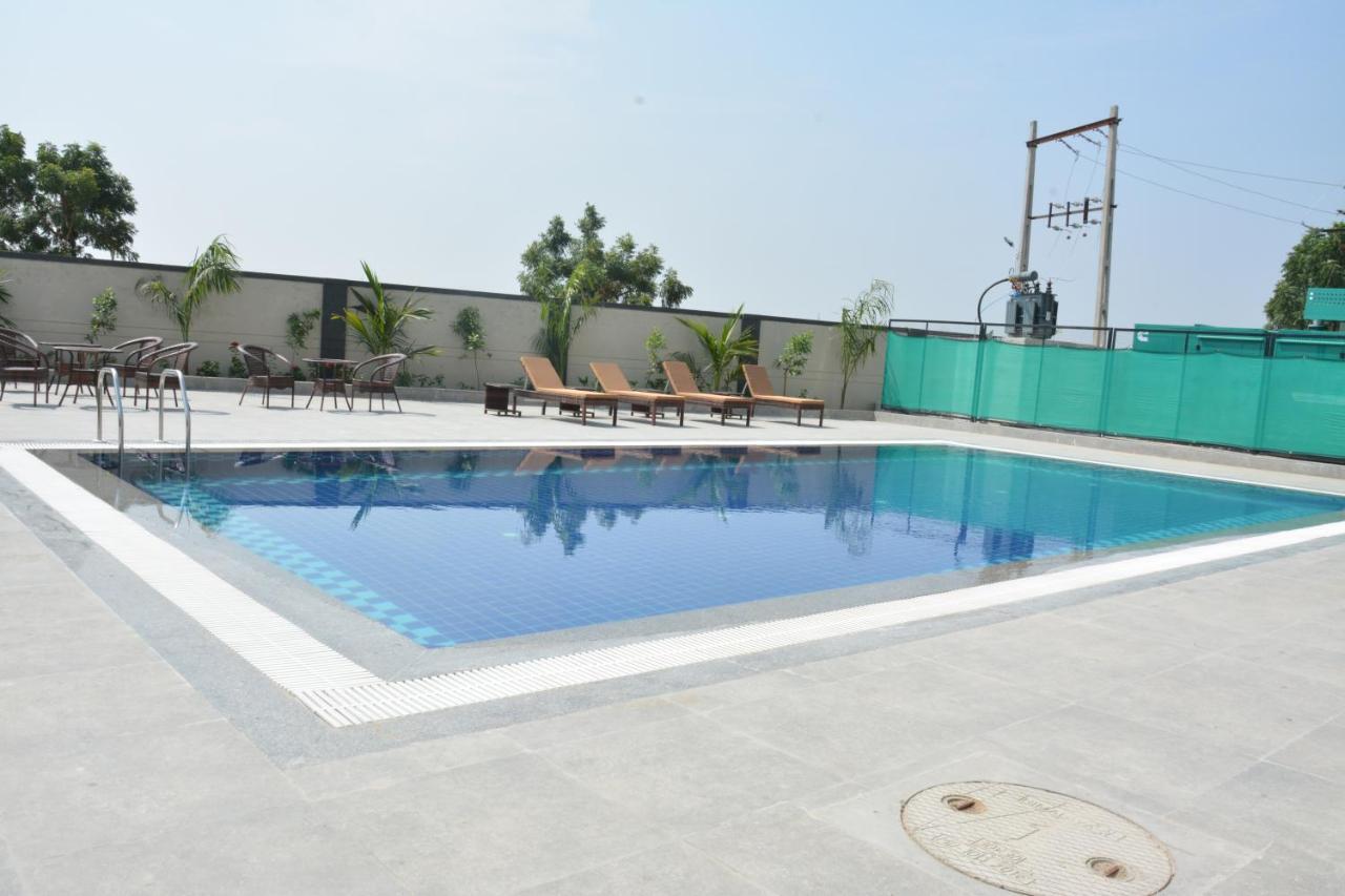 Treehouse Morina Hotel Vithalpur Exterior photo