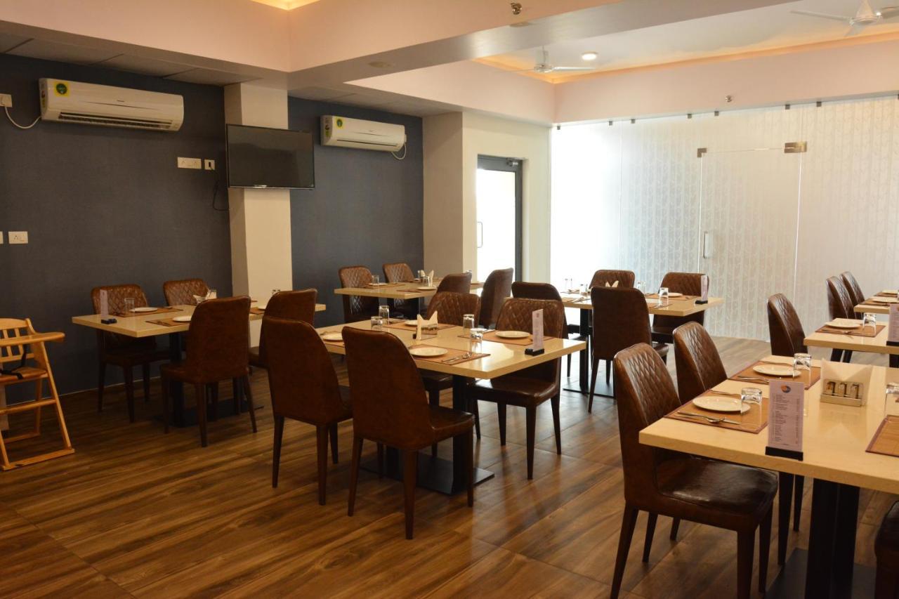 Treehouse Morina Hotel Vithalpur Exterior photo